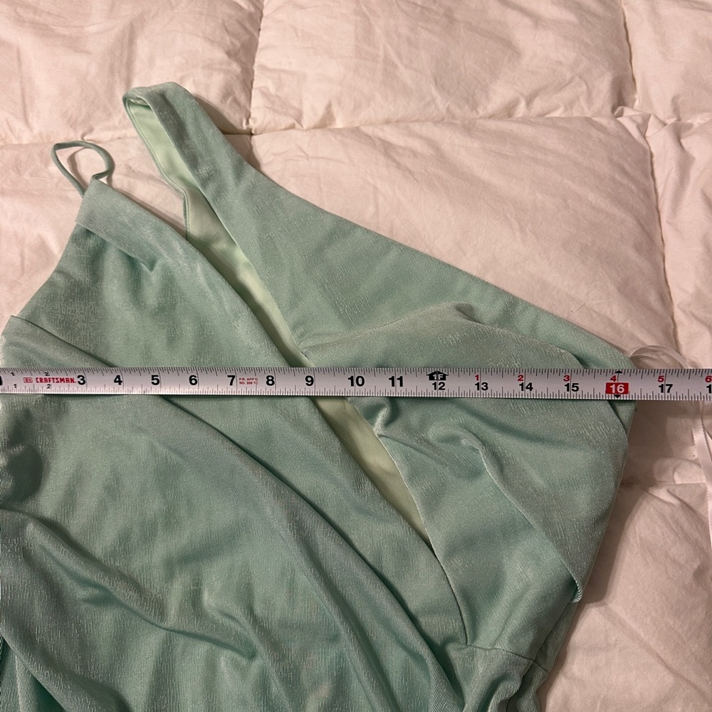 Katie May Los Angeles A Cut Above Gown - NWT - Size L Mint Green One-Shoulder - Picture 12 of 13